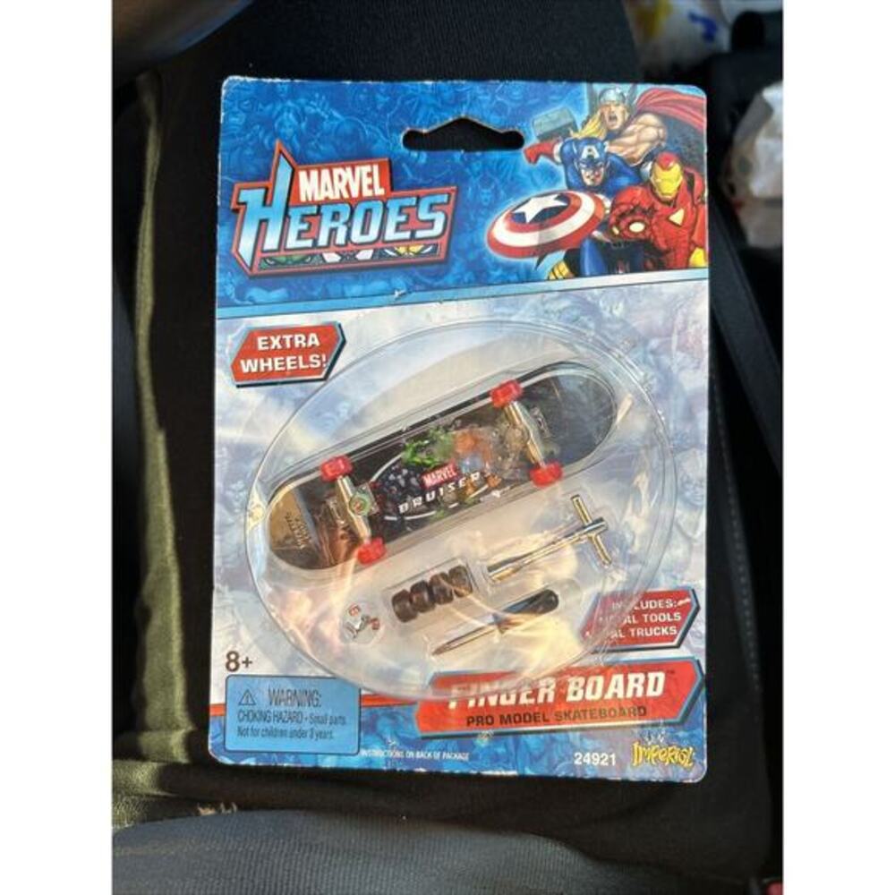 Marvel Heroes Finger board 2010